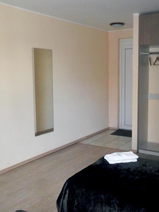Kambariu Nuoma - Rumsiskes Saurida Esterno foto