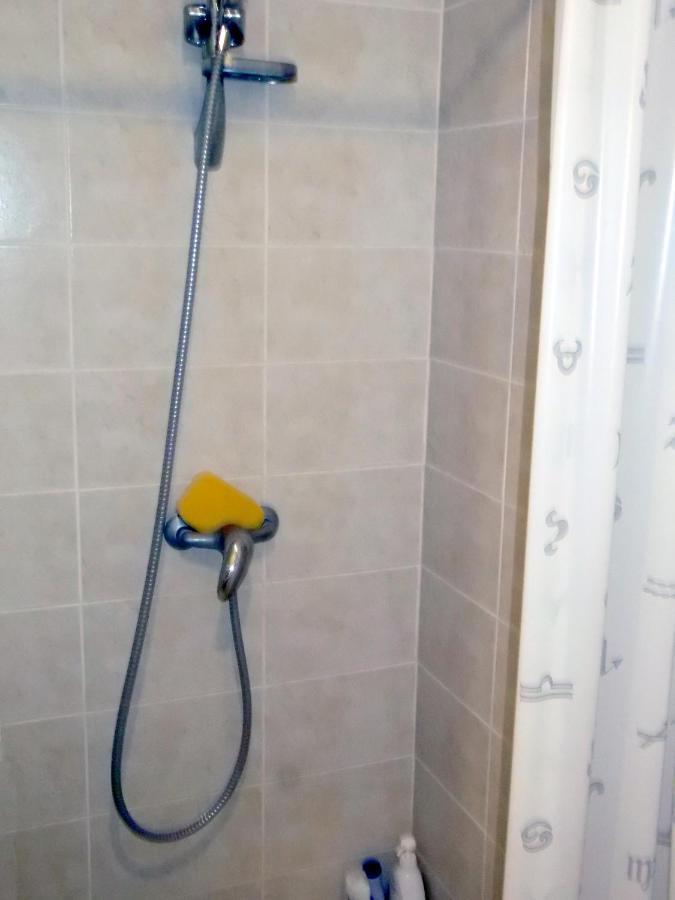 Kambariu Nuoma - Rumsiskes Saurida Esterno foto